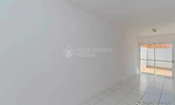 Imagem 2: Casa com 02 Dormitórios, sendo 01 suíte, living 02 ambientes