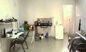 Imagem 2: Loja de Celular Galpão / depósito com venda por R$16.000