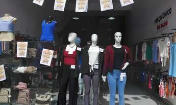 Imagem: Fundo de Loja Vestuário