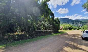 Imagem 6: Amplo terreno localizado no bairro São João em Picada Café na Serra Gaúcha