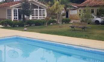 Imagem 3: Casa de condomínio fechado