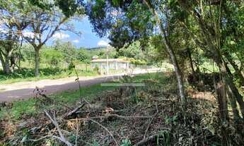 Imagem 3: Amplo terreno localizado no bairro São João em Picada Café na Serra Gaúcha