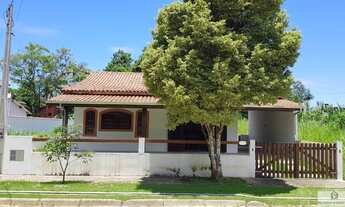 Imagem 2: CASA 03 DORMITÓRIOS + EDÍCULA NO CONDOMÍNIO VERDE MAR NA PRAIA DA COCANHA, CARAGUATATUBA