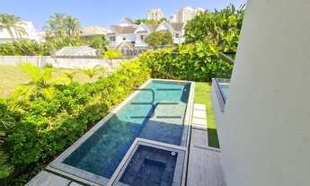 Imagem 6: Casa no Malibu | 1700 m2 | 5 Suítes | Lazer completo | Subsolo | Elevador