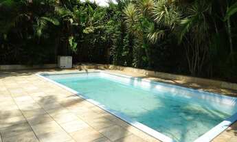 Imagem 3: Casa térrea venda e locação com piscina, aquecimento solar, churrasqueira, edícula e quint