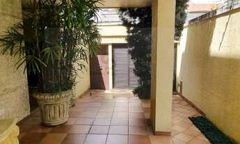 Imagem 7: Casa bem conservada com potencial de atualização