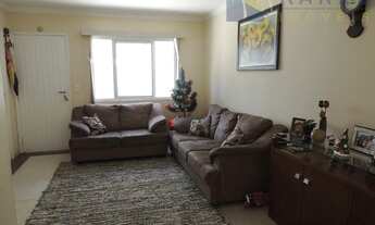 Imagem 2: Condomínio Fechado!! 3 Dormitórios sendo Uma Suíte, 2 Vagas + Depósito e Quintal Privativo