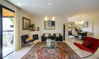 Imagem: Apartamento à venda na Rua Inhambú. Moema