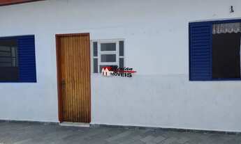 Imagem 2: Casa a venda no centro de Peruibe com 2 dormitórios sendo 1 suite com edicula