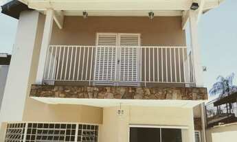 Imagem: Casa sobrado à venda em Valinhos/SP