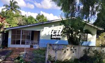 Imagem: CASA Á VENDA COM AMPLO TERRENO