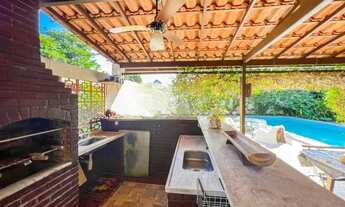 Imagem 4: Casa rústica com piscina e churrasqueira em Condomínio fechado localizado no início do Ita