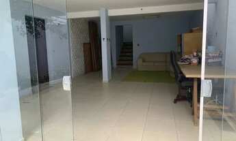 Imagem 5: Sobrado á venda com 360m² 3 dormitórios 4 vagas de garagem com quintal Nova Petropolis