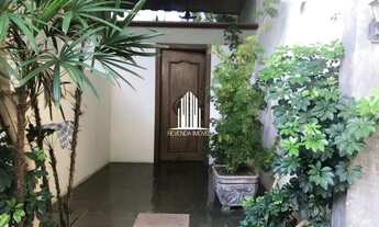 Imagem 2: Casa com 4 Quartos sendo 3 Suites dentro de 600m² à Venda no JD. GUEDALA