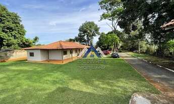 Imagem: Chácara com 8 dormitórios, 3000 m²