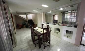 Imagem 4: Excelente sobrado de 3 pavimentos no Setor Central do Gama - DF