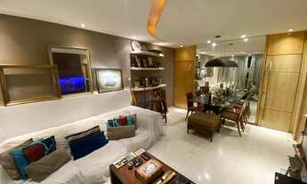 Imagem 1: Apartamento para venda possui 117 metros quadrados com 3 quartos em Lagoa - Rio de Janeiro