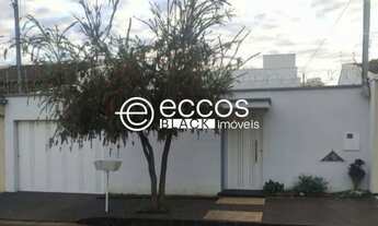 Imagem 2: Casa à venda, 3 quartos, 1 suíte, 4 vagas, JARDIM BOTÂNICO - Uberlândia/MG