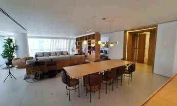 Imagem 4: APARTAMENTO DECORADO - MOBILIADO - 251 M², 3 SUÍTES, 4 VAGAS E DEPÓSITO PRIVATIVO