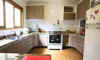 Imagem: Casa com 4 quartos sendo uma suíte, 4 vagas