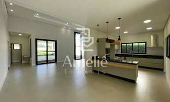 Imagem: Casa de Alto Padrão com 3 suítes, área