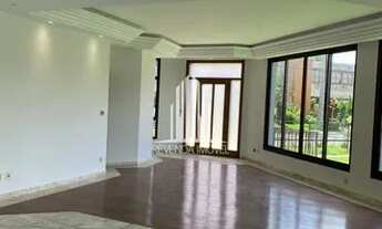 Imagem 3: Casa no Residencial zero com 4 suítes, 4 vagas, adega, piscina com espaço para lazer