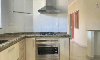 Imagem 3: Recheada de armários com piscina e churrasqueira - Quem chegar por último é a mulher do pa