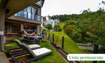 Imagem: Casa com piscina coberta, venda ou locação