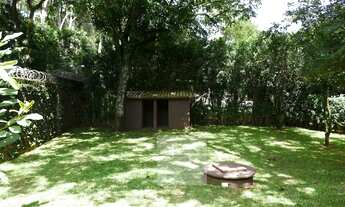 Imagem 7: Casa de condomínio sobrado para aluguel e venda possui 430 metros quadrados com 3 quartos