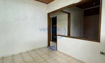 Imagem 3: Casa Residencial com 2 quartos para alugar por R$ 800.00, 58.72 m2 - SEMIRAMIS BARROS BRAG