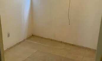 Imagem 5: ALUGA SE CASA DE VILA EM QUINTINO