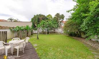 Imagem: Casa para venda tem 247m² com 4 quartos