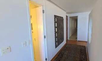 Imagem 7: Apartamento para aluguel possui 243 metros quadrados com 3 quartos em Ipanema - Rio de Jan