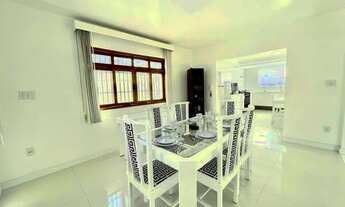 Imagem 3: Casa para Venda em Macaé, Riviera Fluminense, 4 dormitórios, 1 suíte, 4 banheiros, 5 vagas