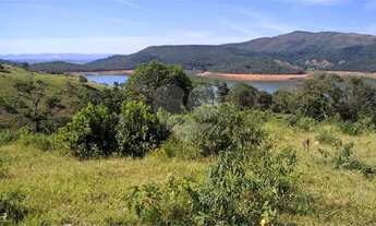 Imagem 6: Terreno às margens da represa de Furnas - Guapé - MG