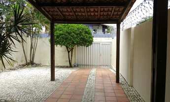 Imagem 2: Casa para aluguel possui 125 metros quadrados com 4 quartos em Parque Manibura - Fortaleza