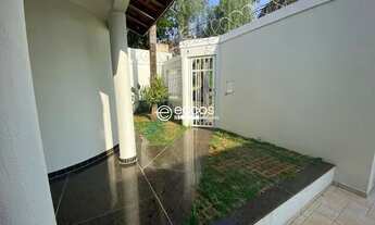 Imagem 2: Casa para aluguel, 5 quartos, 4 suítes, 4 vagas, MORADA DA COLINA - Uberlândia/MG