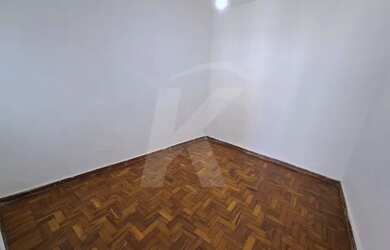 Imagem 2: Casa independente com 1 quarto, sala, cozinha, banheiro, área de serviço