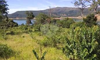 Imagem 7: Terreno às margens da represa de Furnas - Guapé - MG