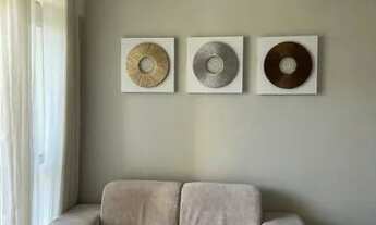 Imagem: Eliza Miranda - 2 dormitórios - Semi-mobiliado