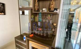 Imagem 5: Sobrado de 3 quartos (sendo 1 suíte), sala de tv com rack e painel, Área externa com jardi