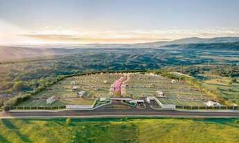 Imagem: CASA UVVA - Lote de 856m2 de esquina e fundo