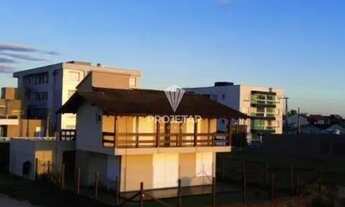 Imagem 3: Casa de Alto Padrão à Beira-Mar Centro de Balneário Arroio do Silva