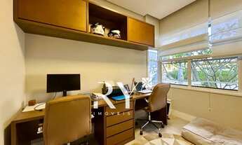 Imagem 4: Exclusivo! Sobrado de 315m² no Urbanova com 3 Suítes, Escritório e Área de Lazer Completa