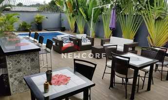 Imagem: Casa de condomínio em Avenida Maria Hannickel