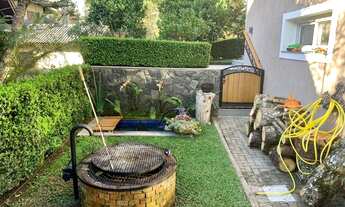 Imagem 3: Belissima casa com 4 suites no condominio Saint Moritz em Gramado