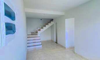 Imagem 2: Sobrado para venda possui 100 metros quadrados com 2 quartos em Novo Mundo - Uberlândia