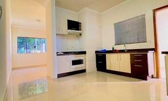 Imagem 3: Excelente Casa com 3 dormitórios sendo 01 suíte à venda, 110 m² de construção e 160 m² de