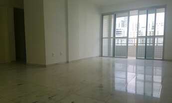 Imagem 4: Apartamento para aluguel possui 190 metros quadrados com 4 quartos em Boa Viagem - Recife
