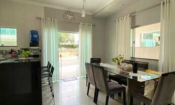 Imagem 6: Casa de condomínio para venda tem 200m² com 3 suítes no Cond. Jardim Ananin